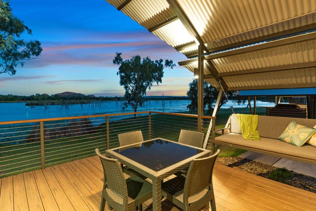 Kimberleyland Waterfront Holiday Park Kununurra Exterior foto