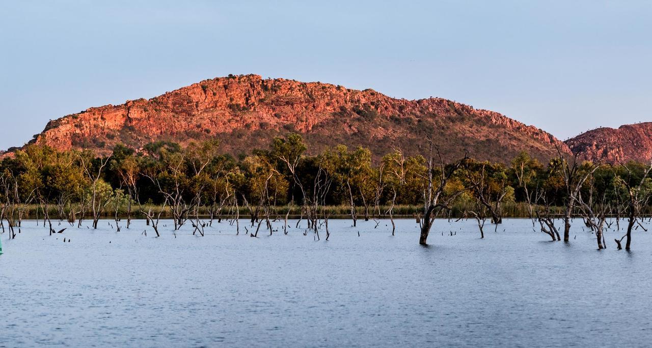 Kimberleyland Waterfront Holiday Park Kununurra Exterior foto